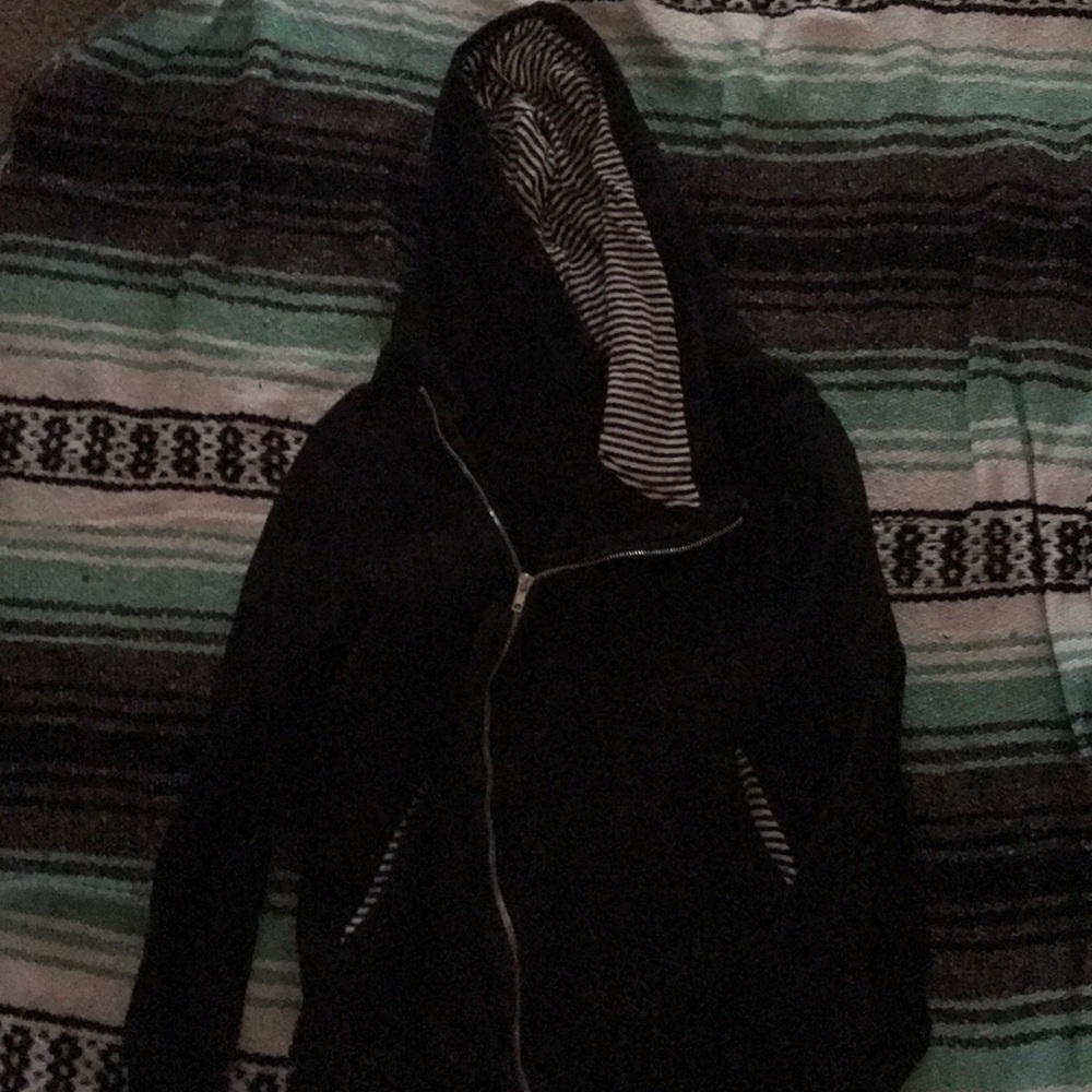 A jacket - Picture 2 of 2